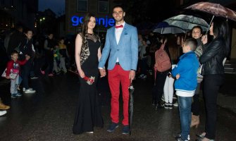 Mladost maturanata Srednje elektro-ekonomske škole uljepšala Bijelo Polje