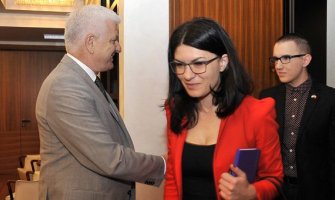 Vlada će nastaviti da podržava LGBT zajednicu