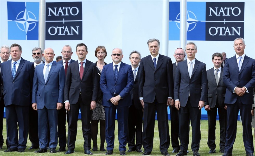 2017060722410876922936112Web