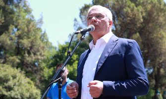 Mandić: Crna Gora na ivici građanskog rata