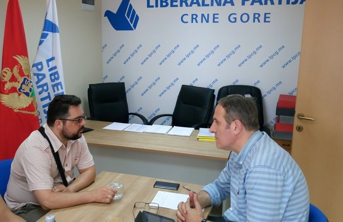 LP i Savez slijepih: Obesmišljen Zakon i deklaracije na brajevom pismu