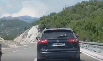 Policija odgovorila: MN tablice nisu jače od zakona (VIDEO)