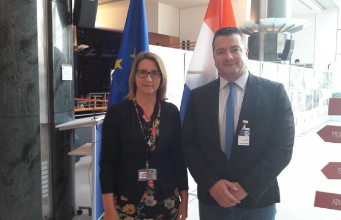 Hrvatska nastavlja da podržava Crnu Goru na putu ka EU