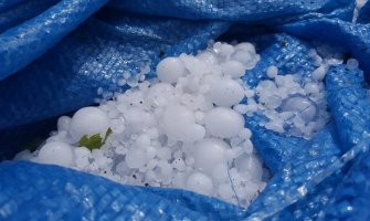 Bijelo Polje:Padao grad veličine oraha, nevrijeme i u regionu(VIDEO)