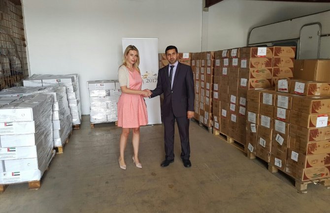 Paketi hrane i urmi povodom obilježavanja mjeseca Ramazana