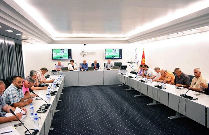 Privrednici podržavaju zabranu izvoza drvnih sortimenata