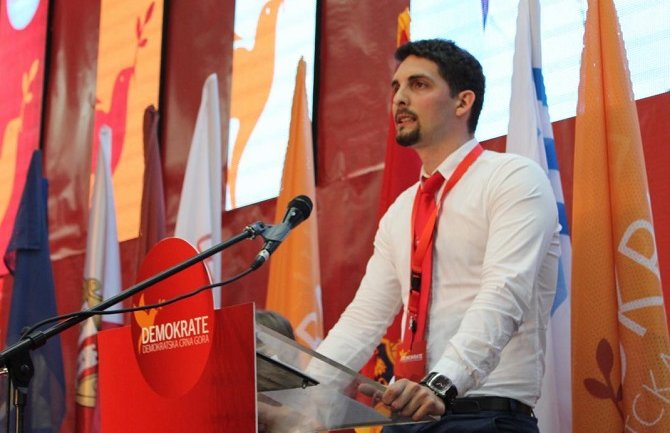  Kome je u interesu da Bar ne bude obilježen nazivima naselja i ulica?