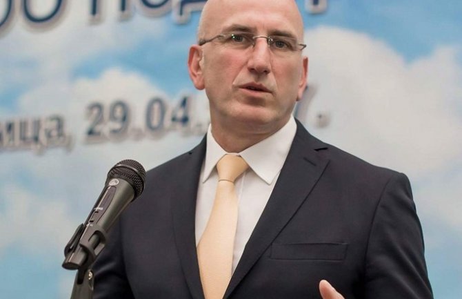 Bešović: Ovo je politički bezobrazluk!