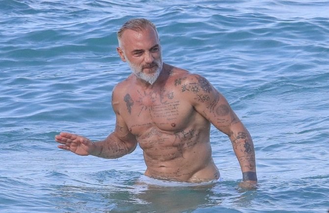 Pogledajte seksi italijanskog milionera (49) koji je potvrdio zašto je fatalan za žene (FOTO)