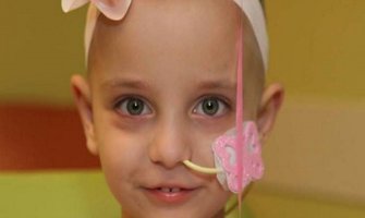 Anđeo koji je ujedinio CG: Selena proslavila rođendan sa sestrom (FOTO)