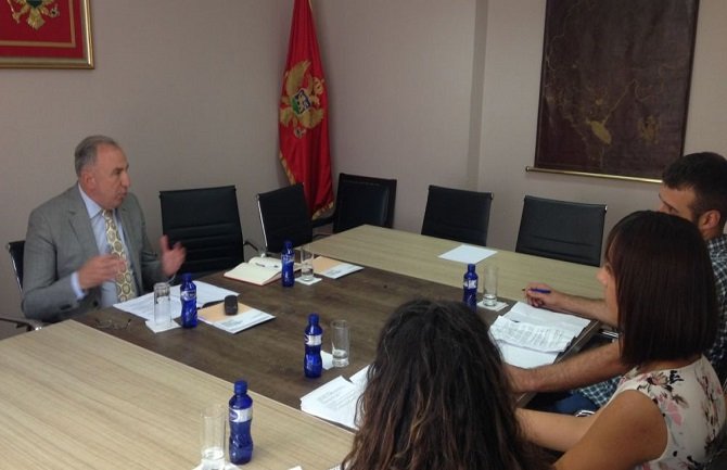 Napade na novinare rješavati što prije