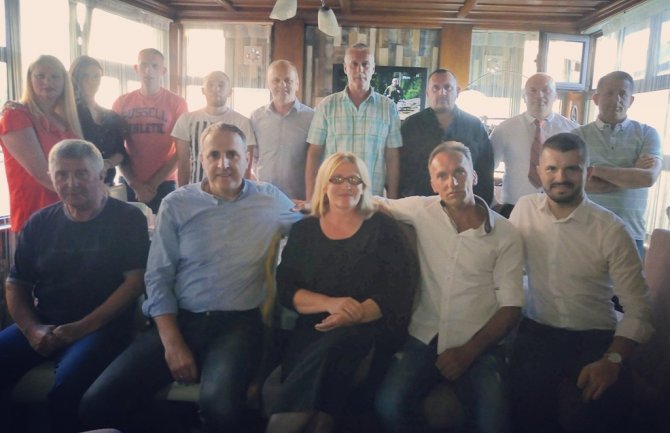 Liberali formiraju odbor u Beranama