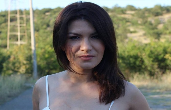 Prajd-od kamenovanja do mirne šetnje 