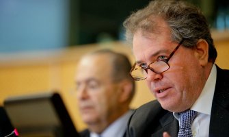 Povratak u skupštinske klupe jedino ispravno rješenje