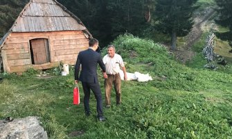 Demokrate: DPS na Žabljaku pada kao pokošen