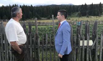 Podrška Demokratskoj Crnoj Gori od 33,95%