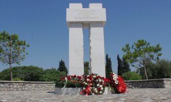 U Podgorici obilježen Dan sjećanja na žrtve Srebrenice 