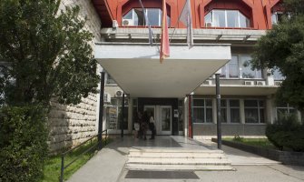 Postupak pred Sudom časti protiv Mujovića