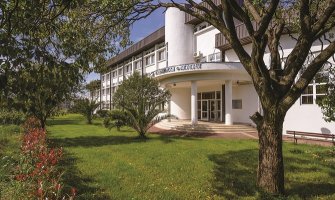 Ministarstvo izdalo licencu za neakreditovani studijski program?!