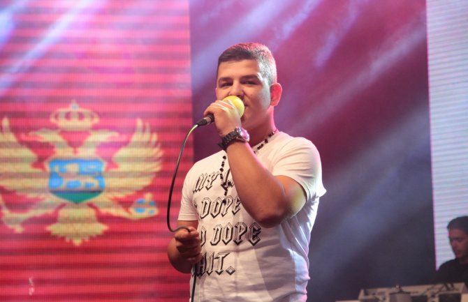 Crnogorsko kulturno veče održano u Vrbasu: Najveće ovacije za Deliju