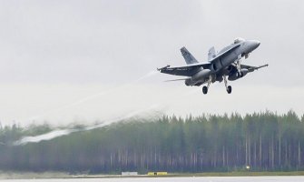 Srušio se avion u Švajcarskoj, povrijeđen pilot