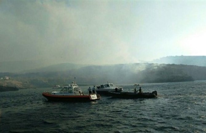 I Vojska angažovana na saniranju požara na crnogorskom primorju