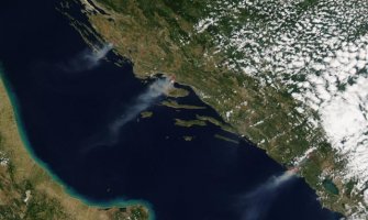 NASA snimila požare, dim se vidi iz svemira