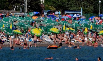 NTO: CG za prvih pet mjeseci posjetilo više od 260.000 turista, 16 odsto više nego lani