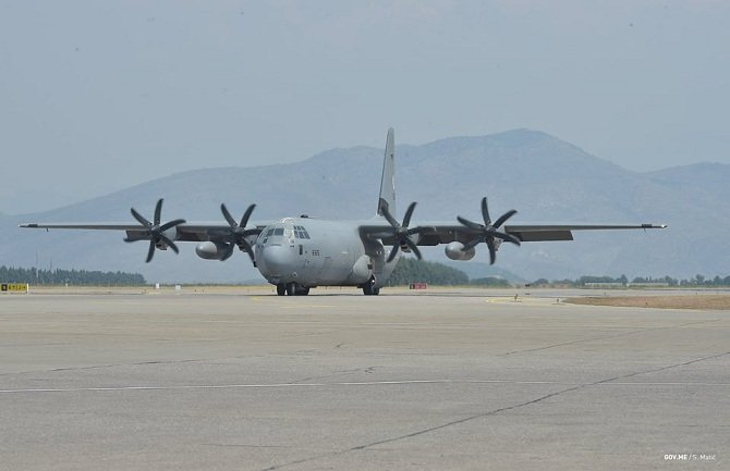 Stigao izraelski Super Hercules C-130J  i dva izraelska Air Tractora (FOTO/VIDEO)