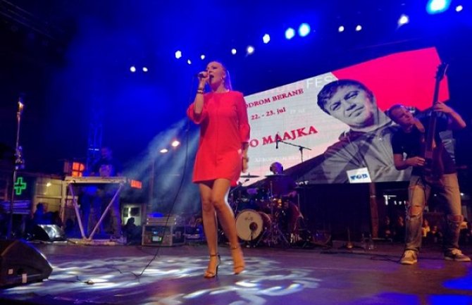 Berane: Velikim koncertom u glavnoj ulici proslavljen Dan opštine