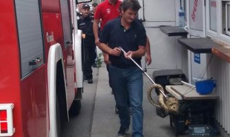 Na graničnom prelazu Dobrakovo uhvaćena zmija 