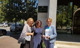 Ustavni sud da provjeri odluku o ukidanju naknada majkama