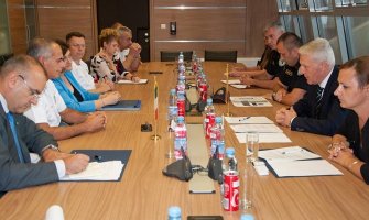 Od Italije Crnoj Gori dva čamca za nadzor granice na moru