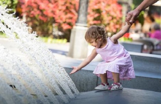 I danas sunčano i veoma toplo