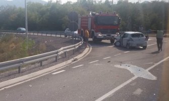 Udes na putu PG-CT: Rus izletio ispred autobusa