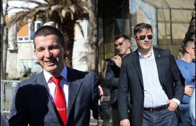 Sukobi Demokrata i DF-a nastvaljeni na Facebook-u (FOTO)