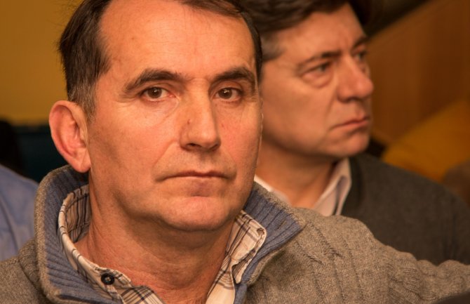 Ašanin: Ponosim se što sam na strani pravde a ne na strani interesdžija sopstvenog džepa