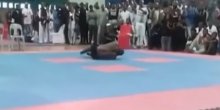 Zbog loše izvedene gimnastičke tačke bodibilder polomio vrat i preminuo (VIDEO)