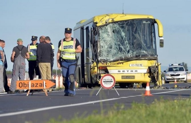 Varaždin: U teškom udesu povrijeđeno 13 osoba