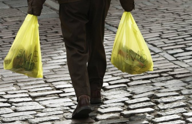 Zabranimo upotrebu plastičnih kesa, spasimo životnu sredinu