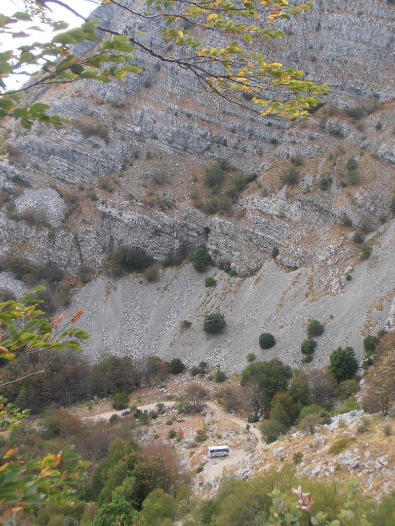 01AutobusupodnojuistoneliticeKamenskogkabla