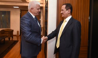 Arapin želi da gradi luksuzne hotele u CG, Marković preporučuje sjever