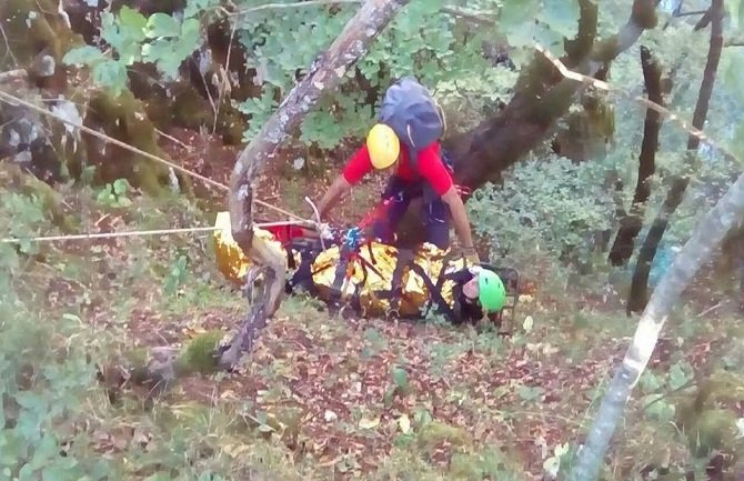 Uspješna akcija spašavanja: Povrijeđenu ženu izvukli iz kanjona Nevidio