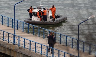 Rusija: Autobus sletio s pristaništa u vodu, najmanje 12 ljudi poginulo