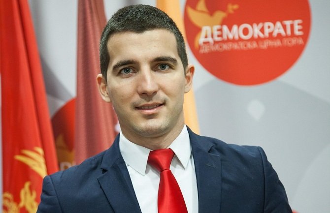 Kolašin nikada više ne smije biti u lancima i kandžama profitera i organizovanih kriminalnih grupa