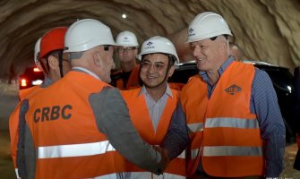 Marković obišao gradilište autoputa: Impresioniran sam