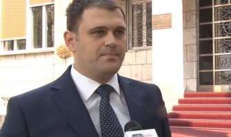  Anđušić: Opoziciji milioni za desetomjesečni nerad