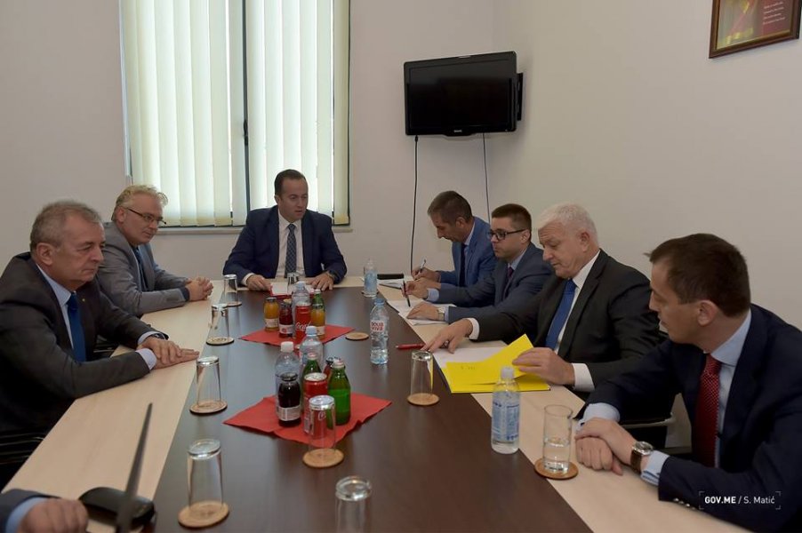 21272647498340330518423321595758663186407n