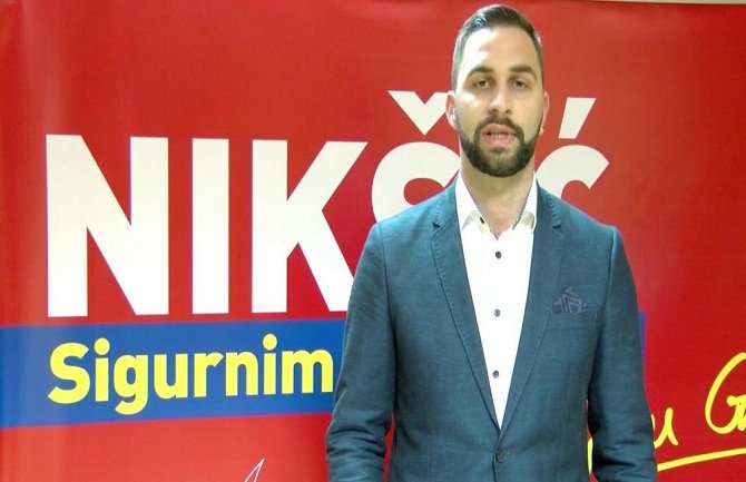 Muratović: U opozicionim opštinama amateri gomilaju afere