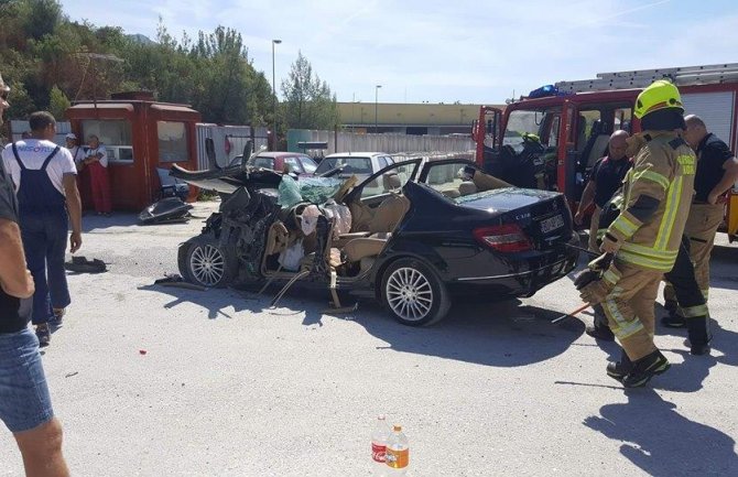 Saobraćajna nezgoda u Radanovićima, jedna osoba teško povrijeđena